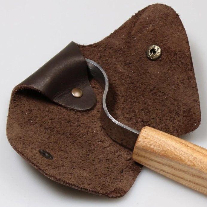 BeaverCraft Spoon Carving Knife 25 mm with Oak Handle with leather sheath.